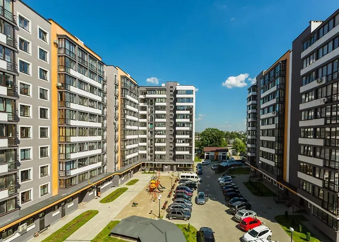 новобудова леви міста стрийська наукова володимира великого сихів アパート