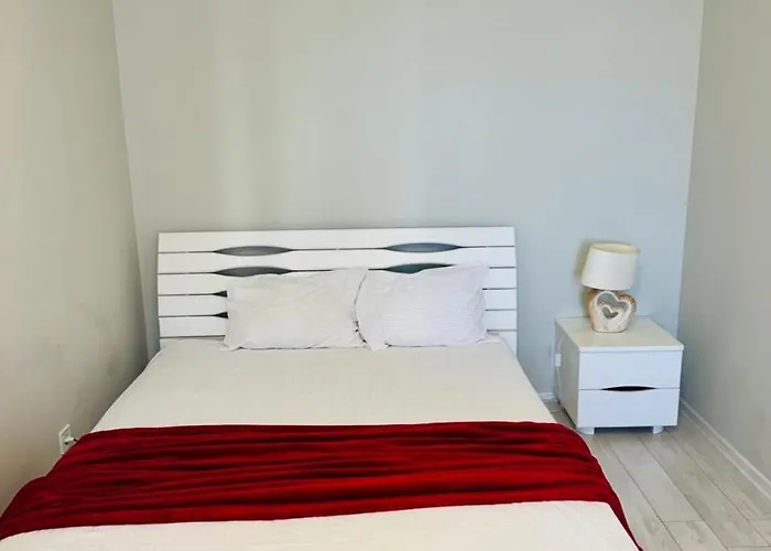 новобудова леви міста стрийська наукова володимира великого сихів アパート *